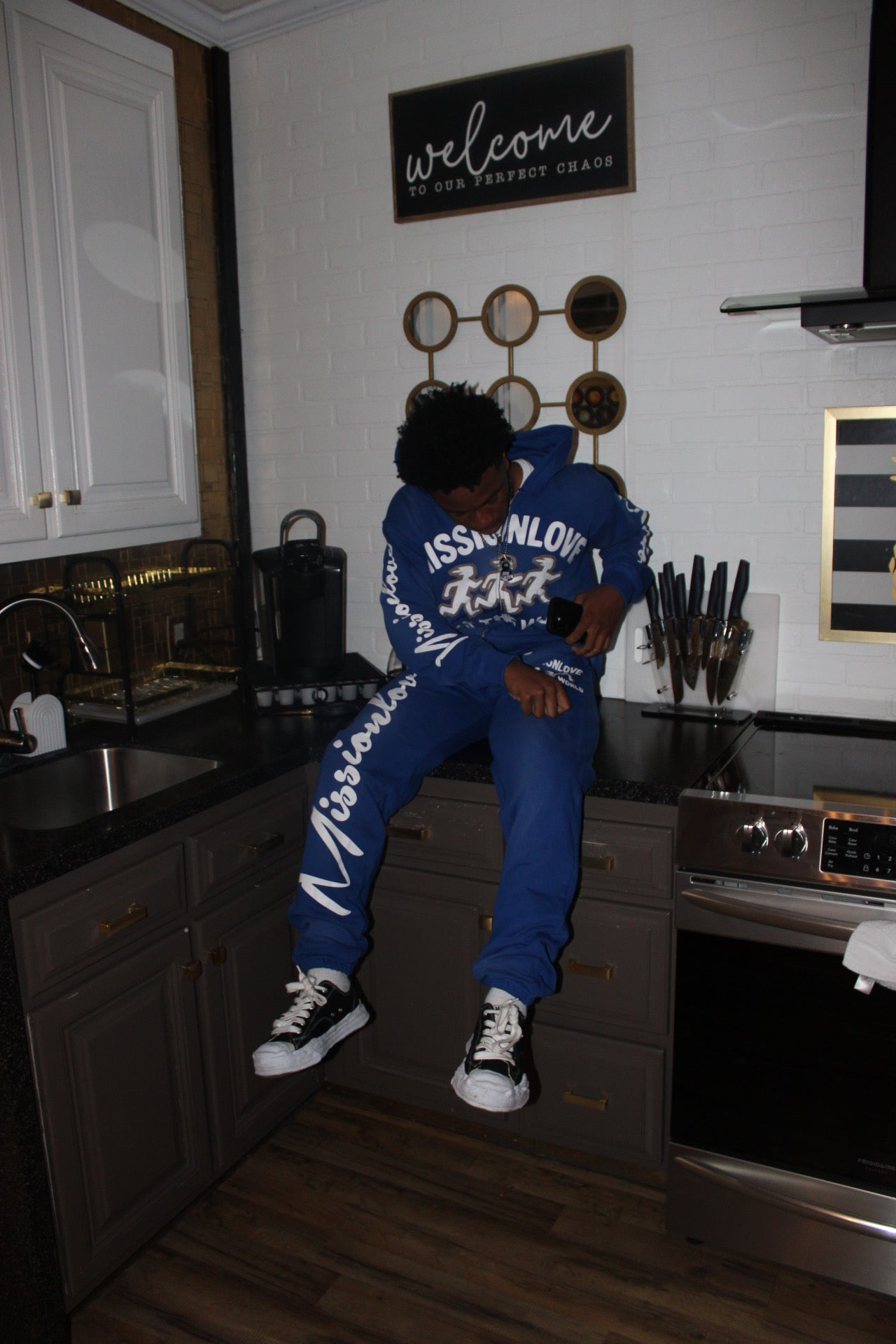 WE RUN THE WORLD *HOODIE*(BLUE)