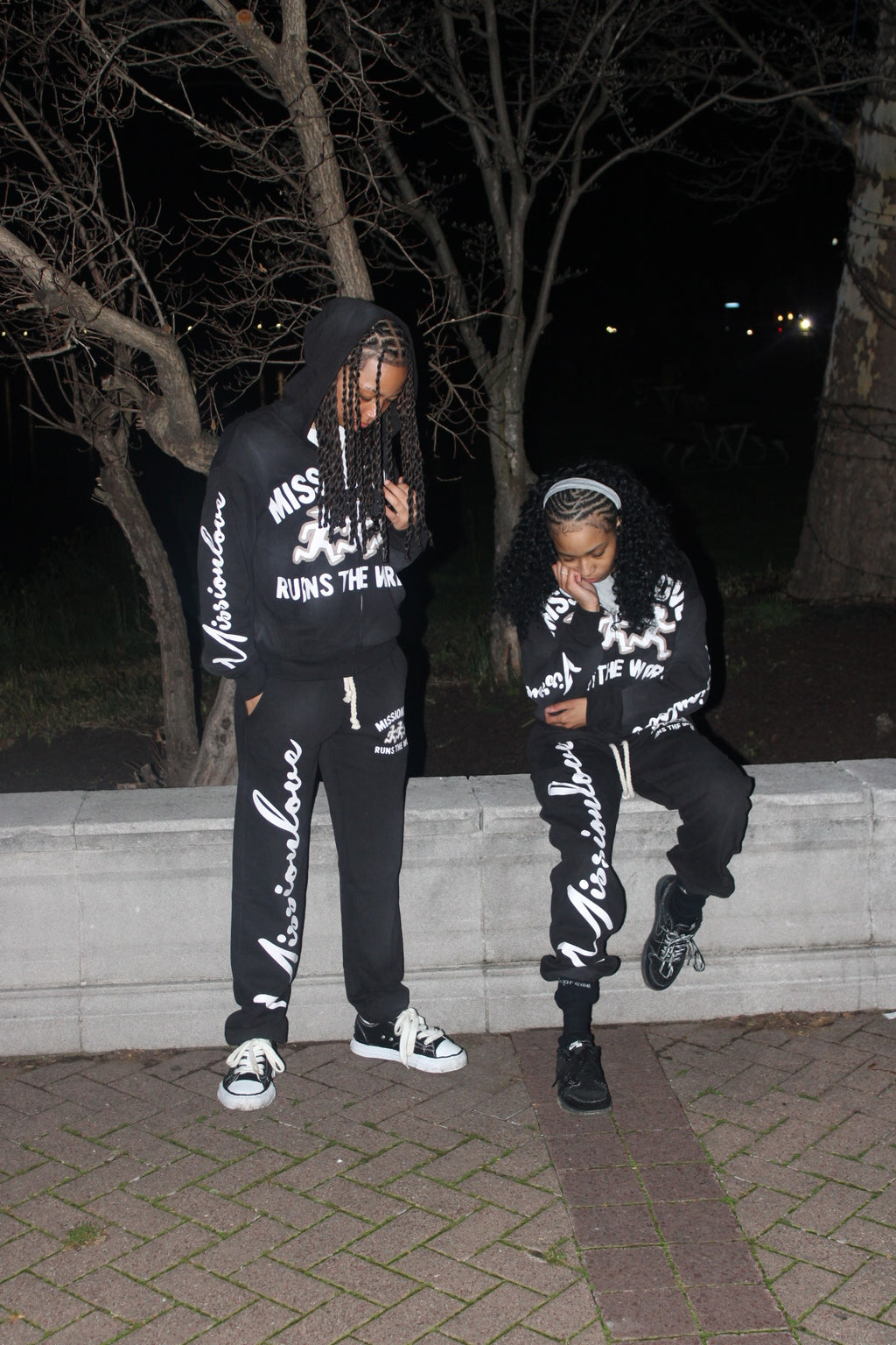 WE RUN THE WORLD (PANTS) *BLACK*